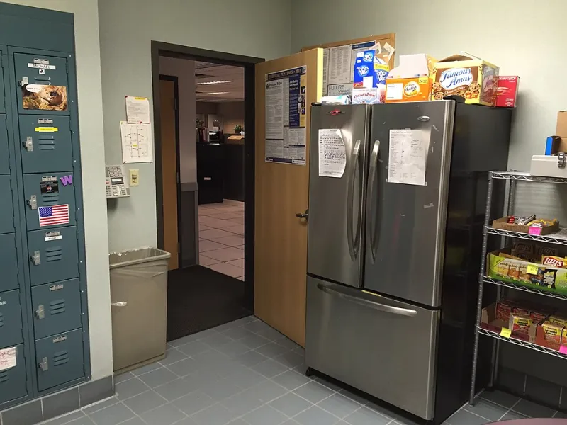 Confessions at the Water Cooler: The Compulsive Need to Tell Coworkers You Read Hentai